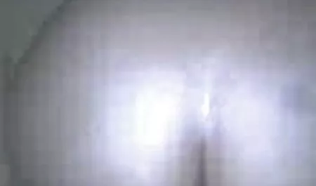 الاغ در مرغ خنک است و دانلود فیلم سکسی خارجی با لینک مستقیم حال خوبی می دهد