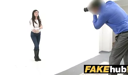 دختران جوان آلت تناسلی دوستان را لیس می دانلود فیلم سکسی کم حجم با لینک مستقیم زنند و به واژن می دهند